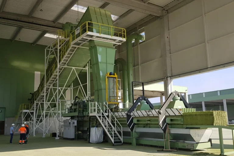Linea de enfriador y empacado de alfalfa en Serbia